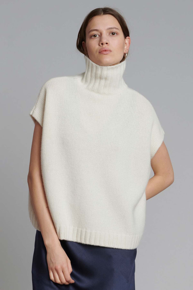 Cashmere Turtleneck Gilet