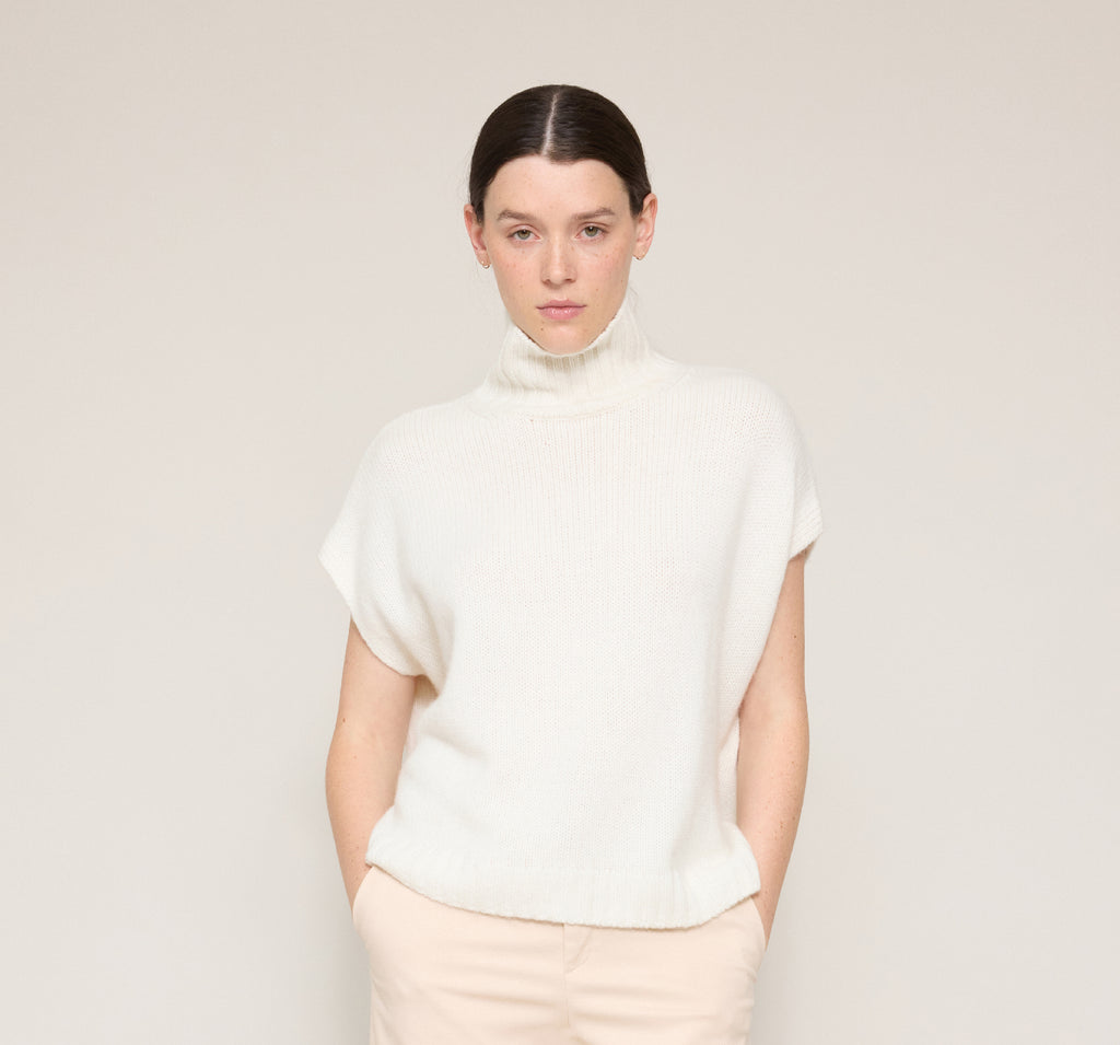 Cashmere Turtleneck Gilet
