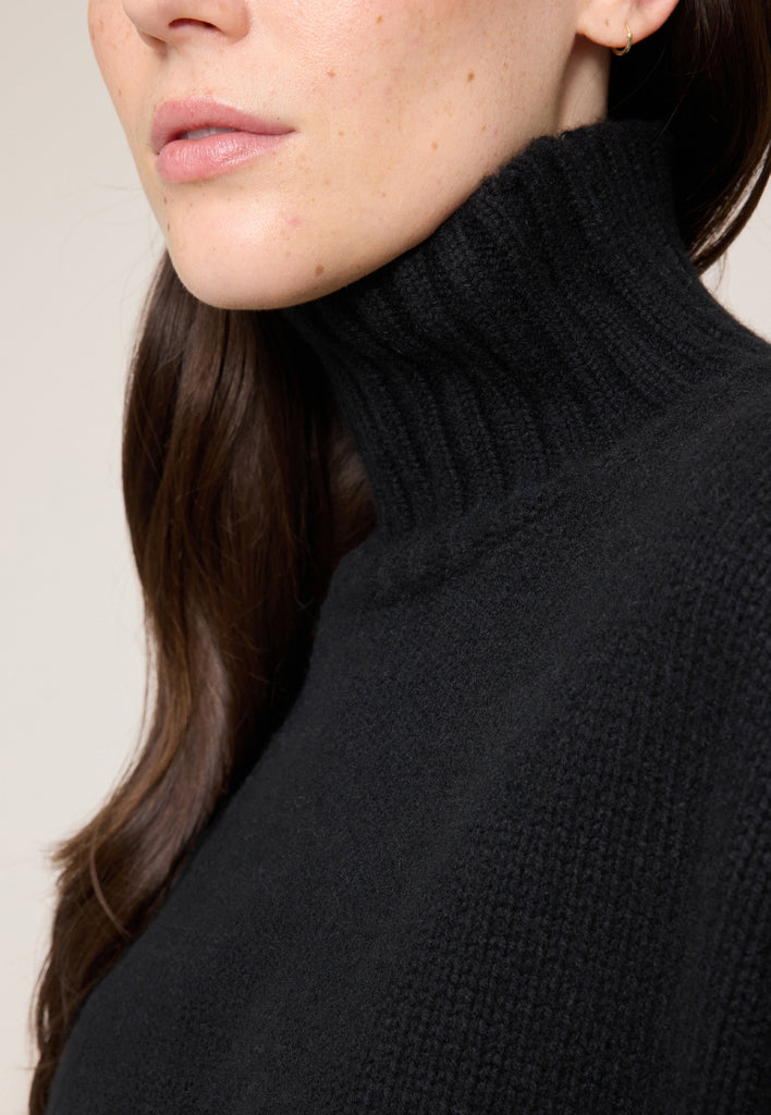 Cashmere Turtleneck Gilet