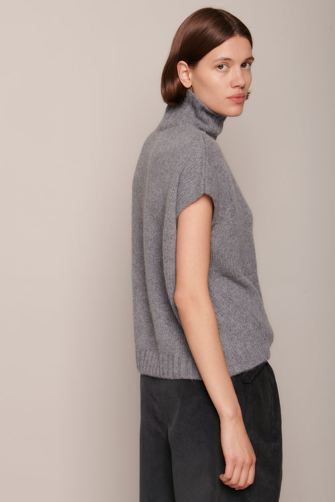 Cashmere Turtleneck Gilet