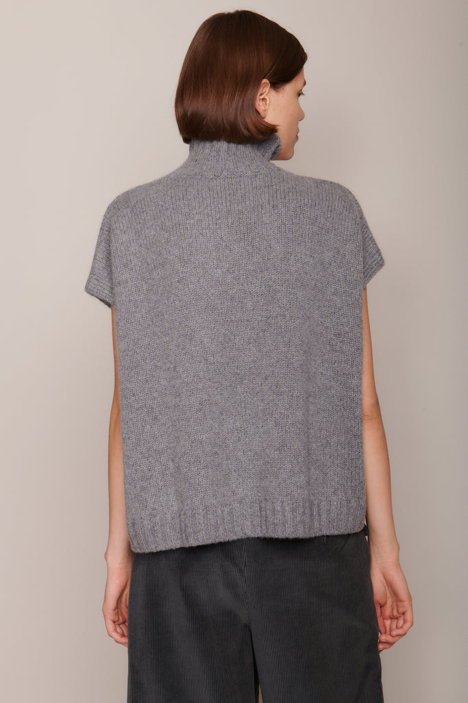 Cashmere Turtleneck Gilet