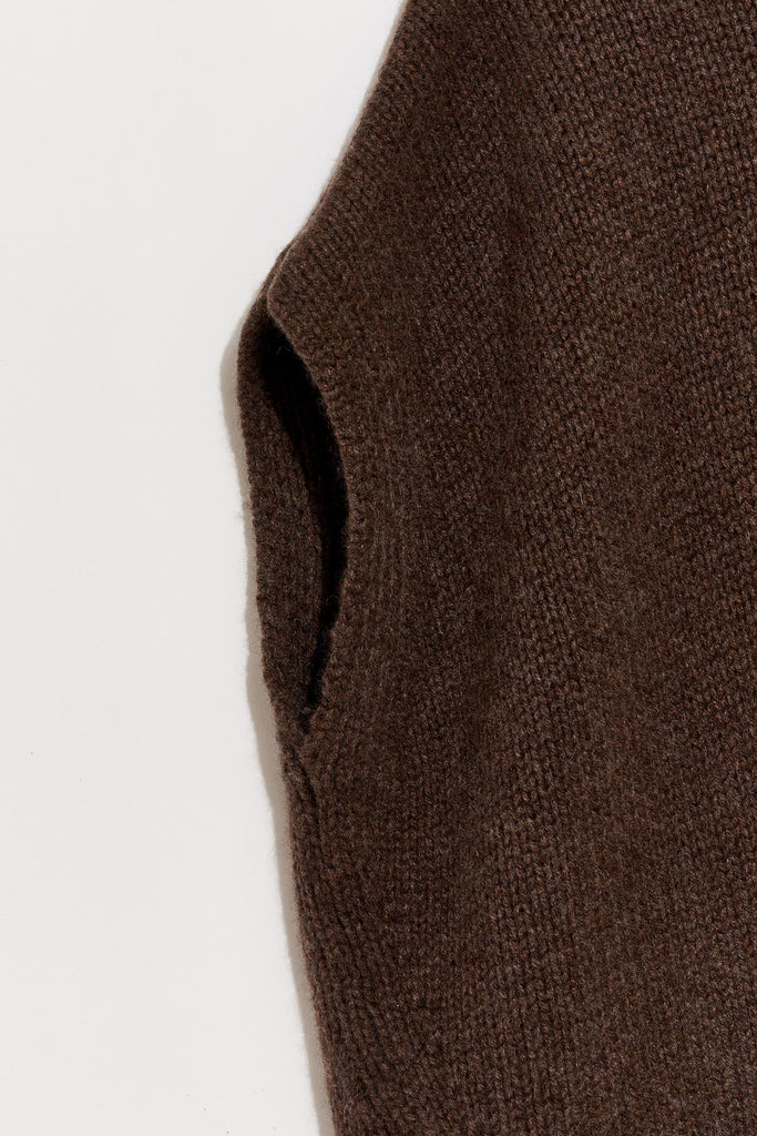 Cashmere Turtleneck Gilet